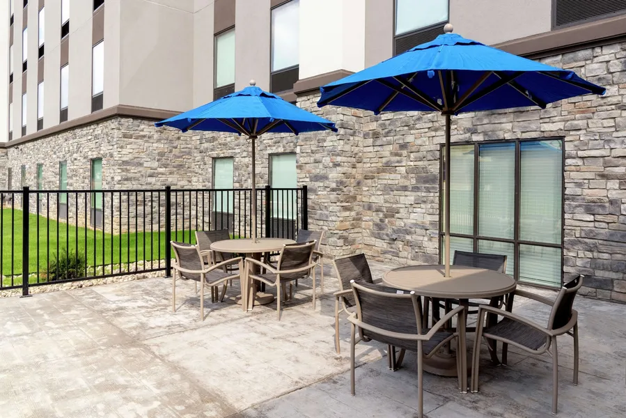 Hampton Inn & Suites Xenia Dayton hotel detail image 2