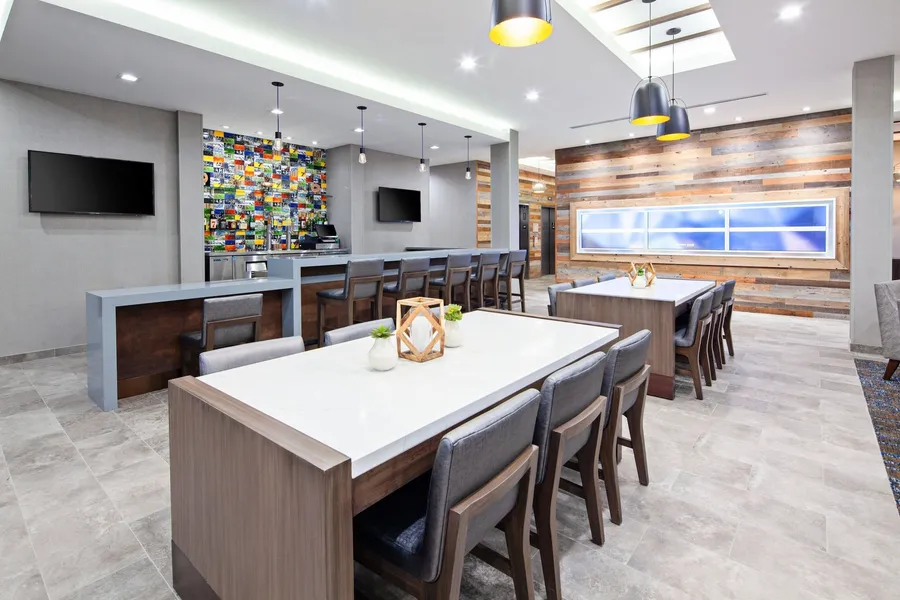 SpringHill Suites by Marriott Escondido Downtown hotel detail image 6