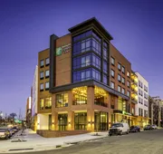 Holiday Inn Express & Suites Charlotte - South End by IHG hotel detail image 3