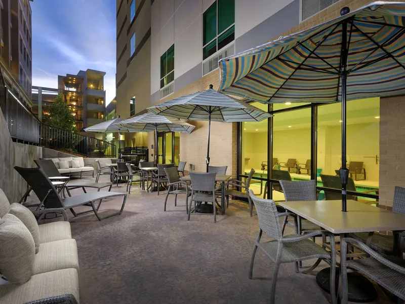 Hampton Inn & Suites Atlanta Decatur/Emory hotel detail image 2