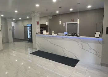 Quality Inn & Suites Kansas City Downtown hotel thumbnail 5