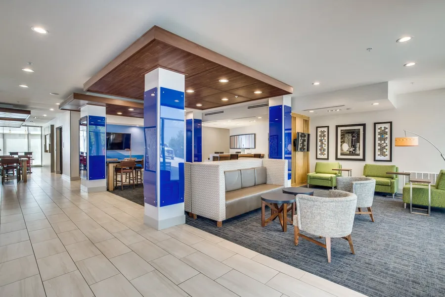 Holiday Inn Express & Suites Denton South by IHG hotel detail image 6