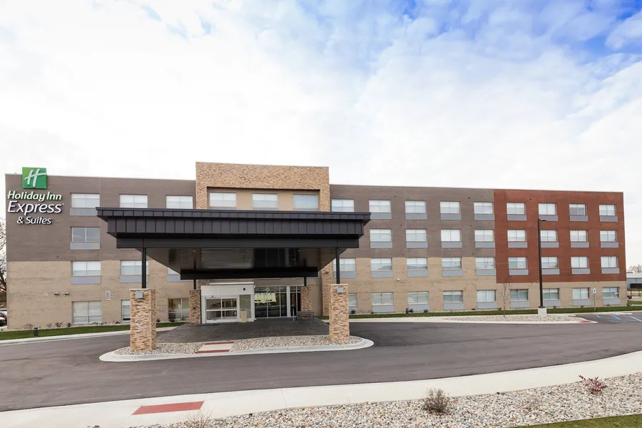 Holiday Inn Express & Suites Auburn by IHG hotel detail image 2