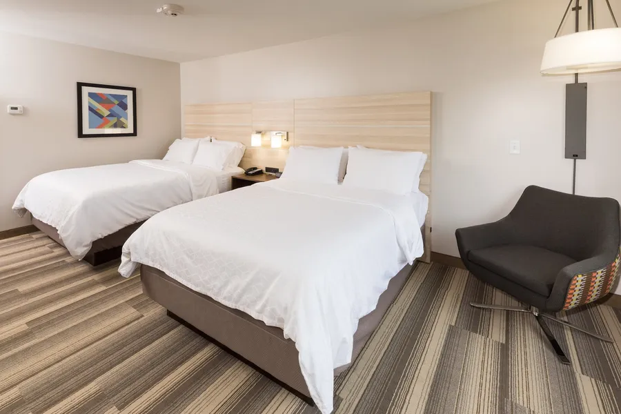 Holiday Inn Express & Suites Auburn by IHG hotel detail image 6