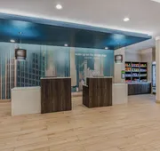 La Quinta Inn and Suites by Wyndham Houston Spring South hotel detail image 4