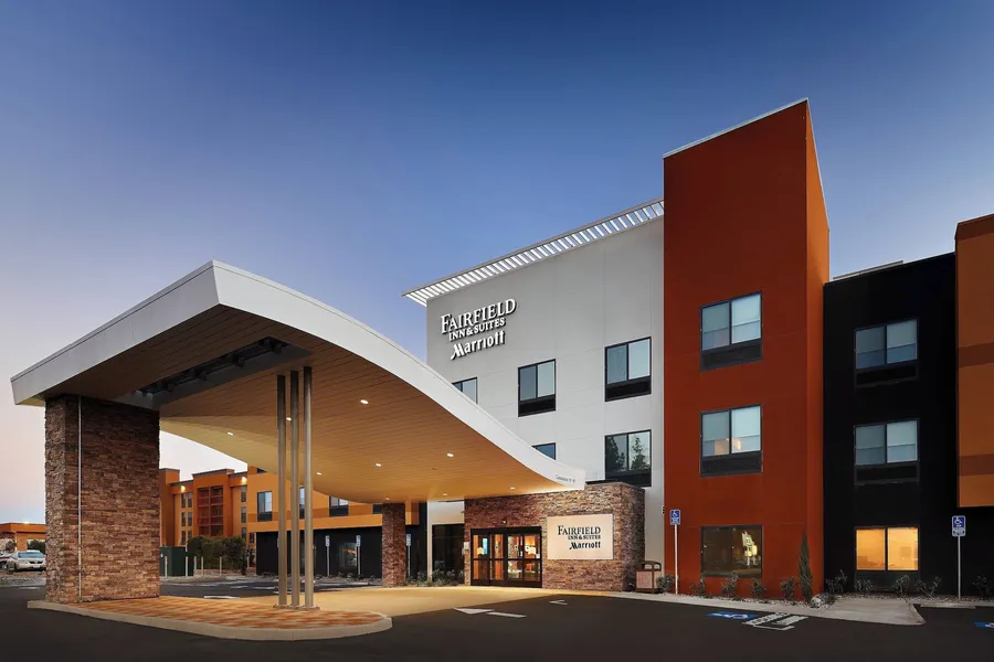 Fairfield Inn&Suite by Marriott Fresno Yosemite Intl Airport hotel detail image 2