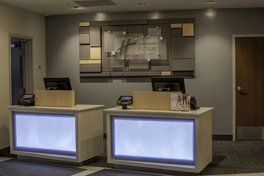 Holiday Inn Express & Suites Tonawanda - Buffalo Area by IHG hotel detail image 6