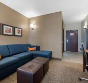 Comfort Suites Denver International Airport hotel detail image 7