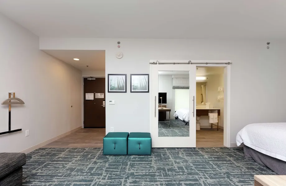 Hampton Inn Acworth hotel detail image 6