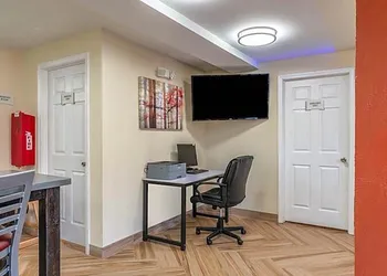 Quality Inn hotel thumbnail 7