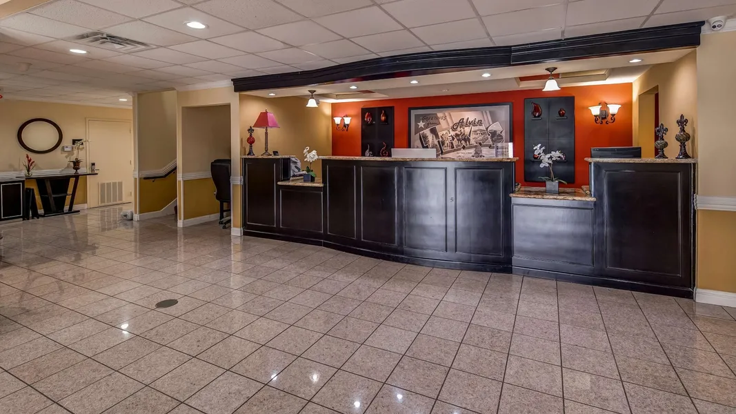SureStay Plus Hotel by Best Western Alvin hotel detail image 6