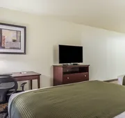 Cobblestone Hotel & Suites - Hutchinson hotel detail image 4