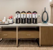 Hampton Inn & Suites Saraland Mobile hotel detail image 4
