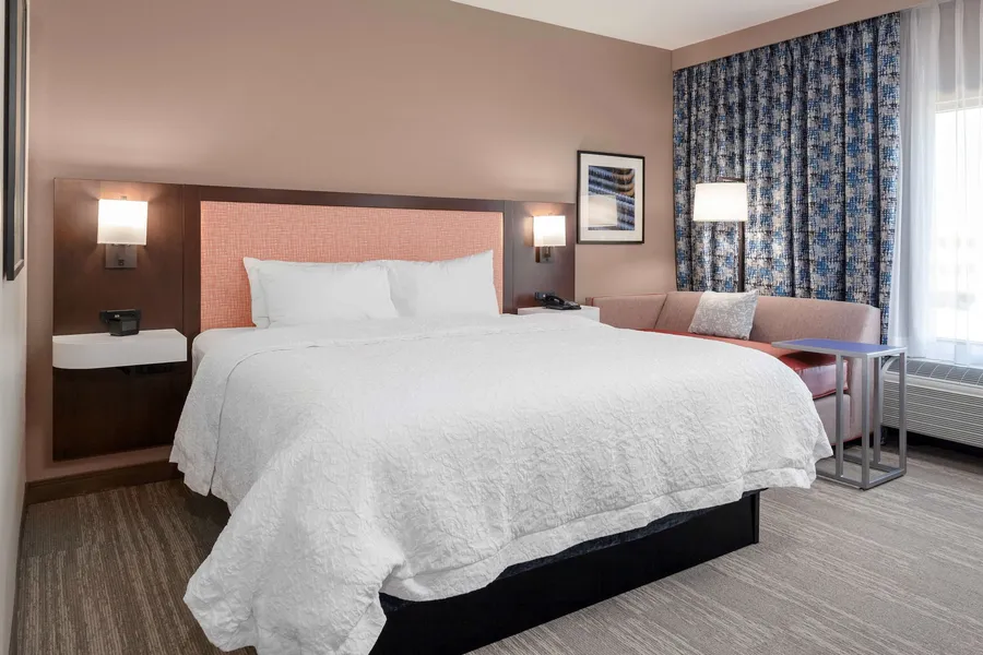 Hampton Inn & Suites Overland Park South hotel detail image 6