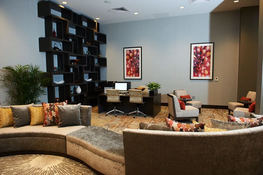 Holiday Inn & Suites Philadelphia W - Drexel Hill by IHG hotel detail image 6