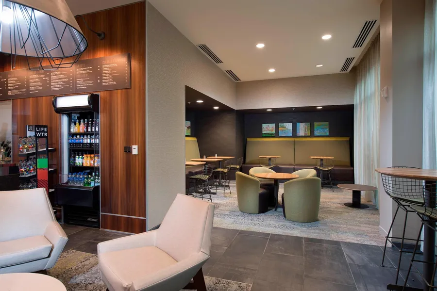 Courtyard by Marriott Atlanta Alpharetta/Avalon Area hotel detail image 6