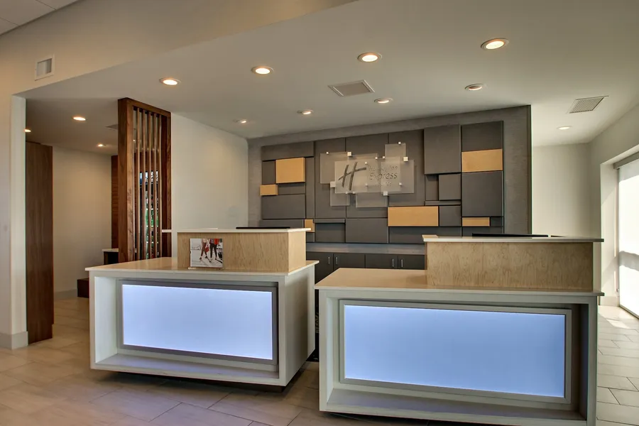 Holiday Inn Express & Suites Findlay North by IHG hotel detail image 2
