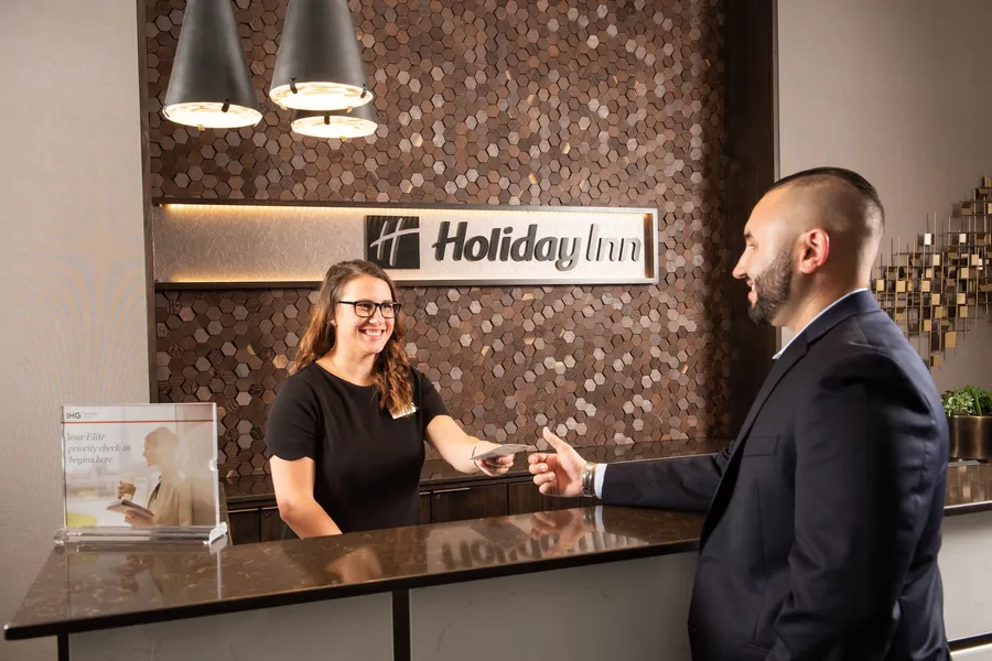 Holiday Inn Boston Logan Airport - Chelsea by IHG hotel detail image 6
