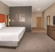 La Quinta Inn & Suites by Wyndham South Jordan hotel detail image 7