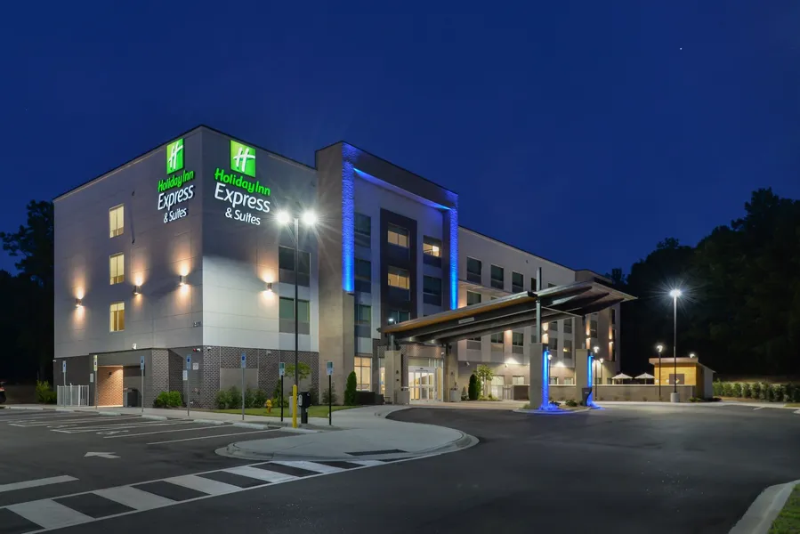 Holiday Inn Express & Suites Charlotte - Ballantyne by IHG hotel detail image 2