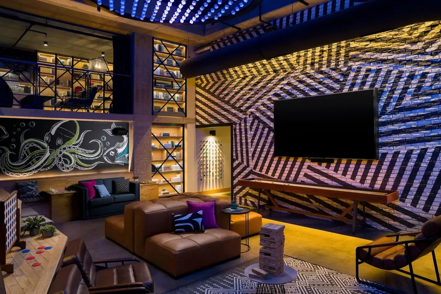 Moxy San Diego Downtown/Gaslamp Quarter hotel detail image 2
