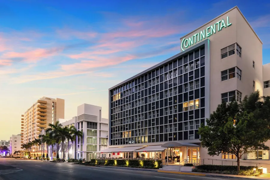 Hotel Continental Miami Beach, Tapestry Collection by Hilton hotel detail image 2