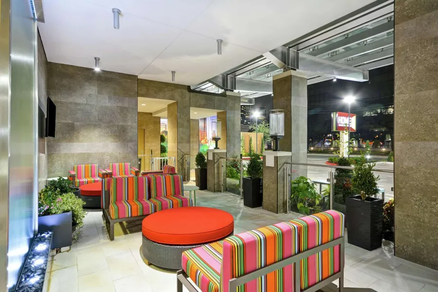 Home2 Suites by Hilton at the Galleria hotel detail image 6