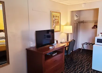 Hampton Inn (not a Hilton Affiliate) Camp Hill - Harrisburg SW hotel thumbnail 5