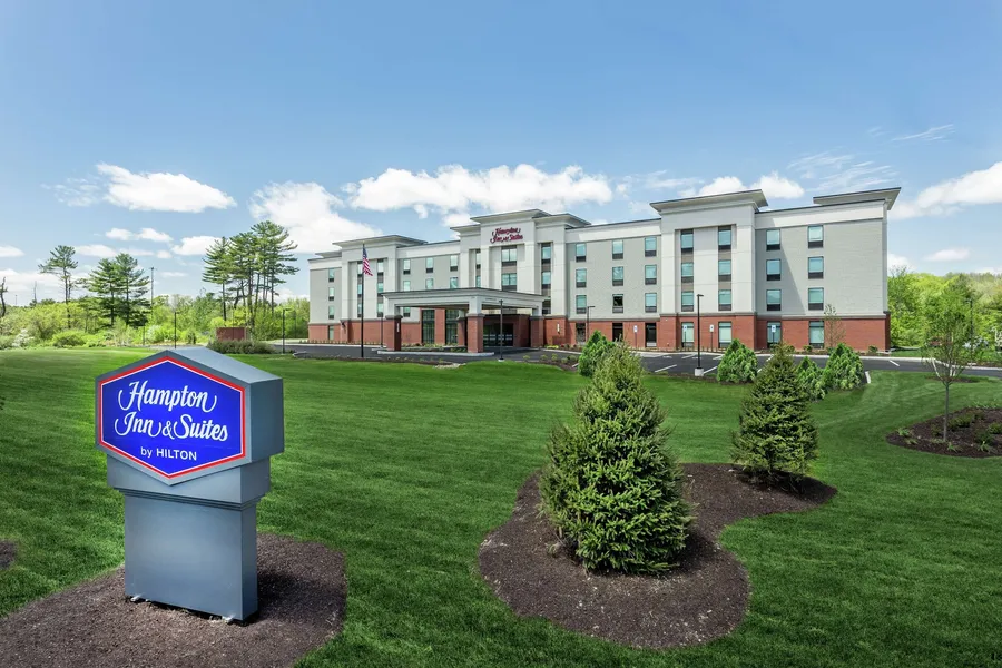 Hampton Inn & Suites Kittery-Portsmouth hotel detail image 2
