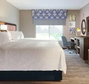Hampton Inn & Suites Kittery-Portsmouth hotel detail image 7