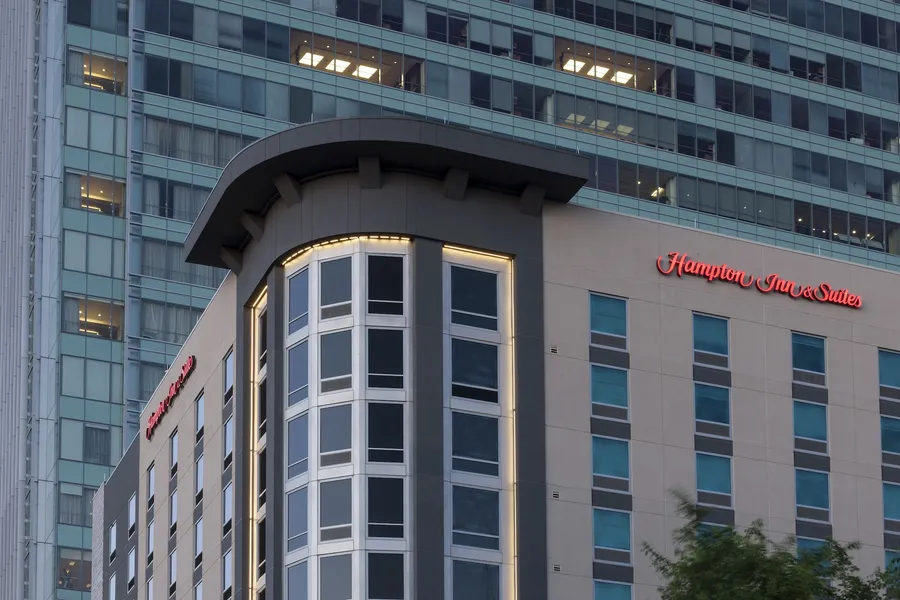 Hampton Inn & Suites Phoenix Downtown hotel detail image 2