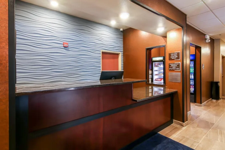 Cobblestone Inn & Suites - Fairfield Bay hotel detail image 6