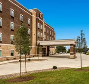 Comfort Suites Wooster near University Campus hotel detail image 3