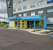 Tru By Hilton Syracuse-Camillus hotel detail image 7