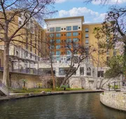Hampton Inn & Suites by Hilton San Antonio Riverwalk hotel detail image 5