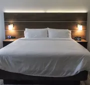 Holiday Inn Express & Suites Nashville North - Springfield by IHG hotel detail image 7