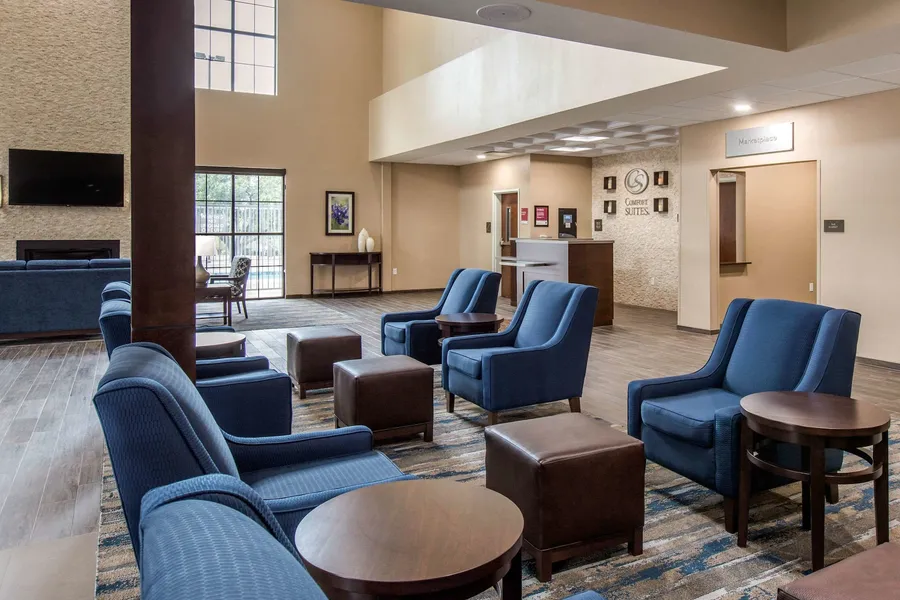 Comfort Suites - South Austin hotel detail image 6