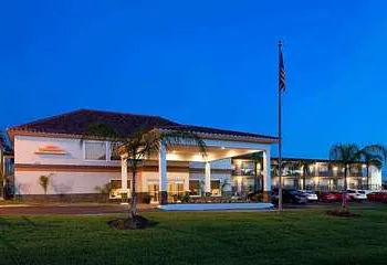 Hawthorn Suites By Wyndham Kissimmee Gateway hotel thumbnail 7