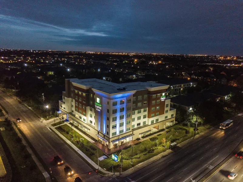 Holiday Inn Express and Suites Houston Westchase - Westheimer by IHG hotel detail image 6