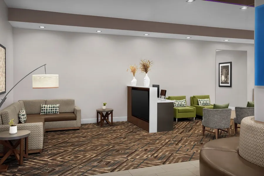 Holiday Inn Express and Suites Birmingham - Homewood By IHG hotel detail image 2