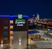 Holiday Inn Express & Suites Houston - Memorial City Centre by IHG hotel detail image 5