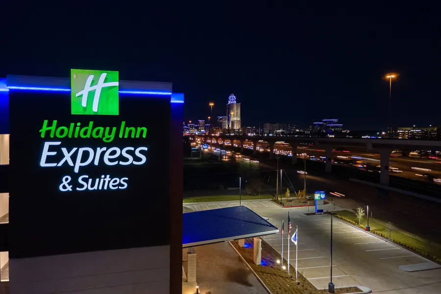 Holiday Inn Express & Suites Houston - Memorial City Centre by IHG hotel detail image 6