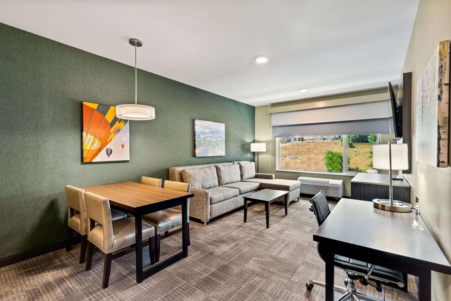 Best Western Plus Fillmore Inn & Suites hotel detail image 6