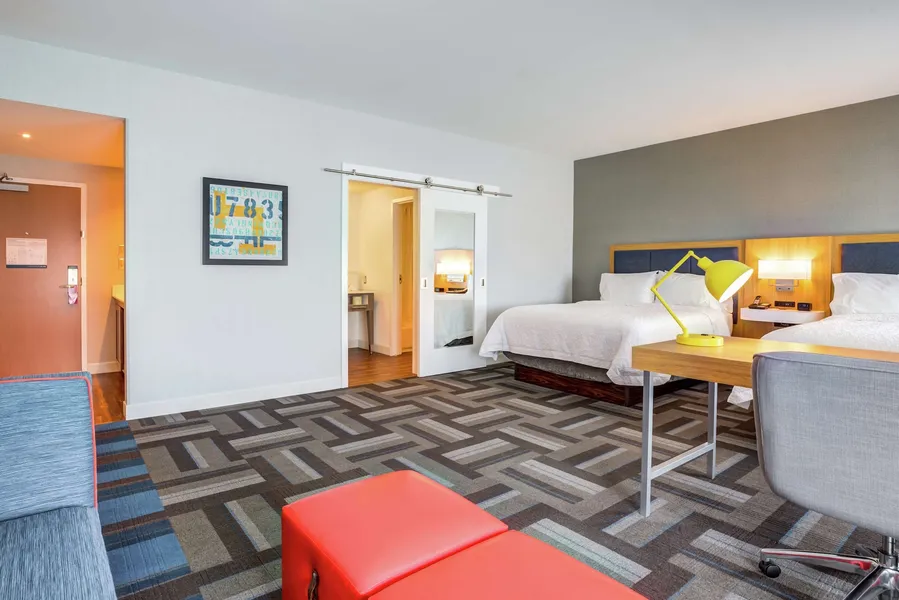 Hampton Inn & Suites Boston/Waltham hotel detail image 6