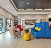 Holiday Inn Express & Suites Orlando - Lake Buena Vista by IHG hotel detail image 4