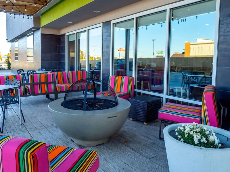 Home2 Suites by Hilton Oklahoma City NW Expressway hotel detail image 6