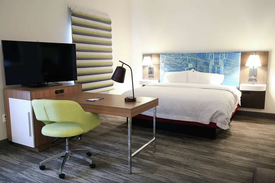 Hampton Inn & Suites Mount Laurel/Moorestown hotel detail image 6
