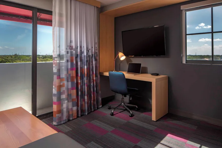 Aloft Coral Gables hotel detail image 6