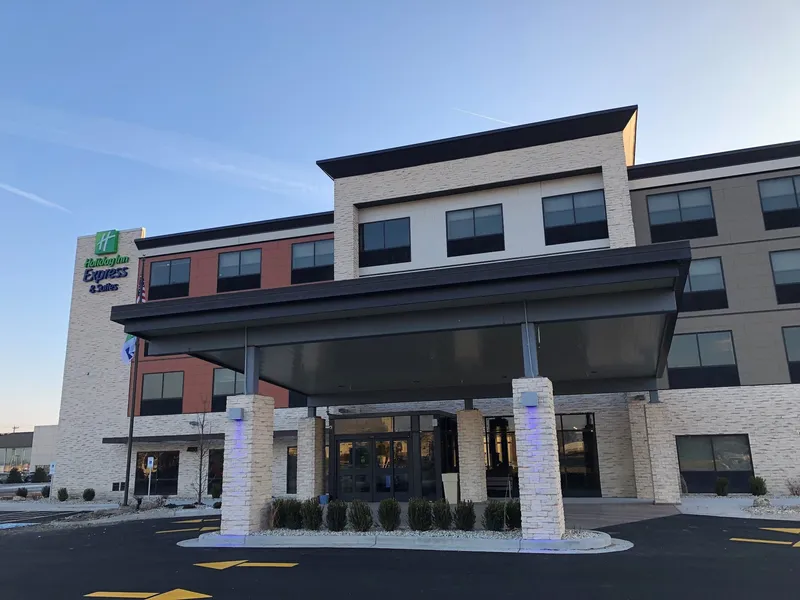 Holiday Inn Express & Suites Racine by IHG hotel detail image 2
