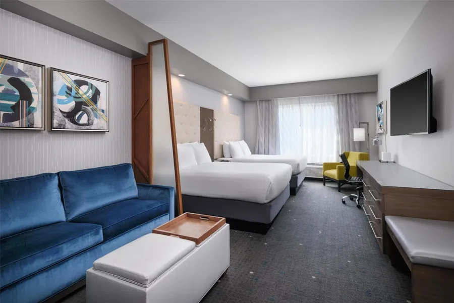 Best Western Premier Hotel at Fisher's Landing hotel detail image 6